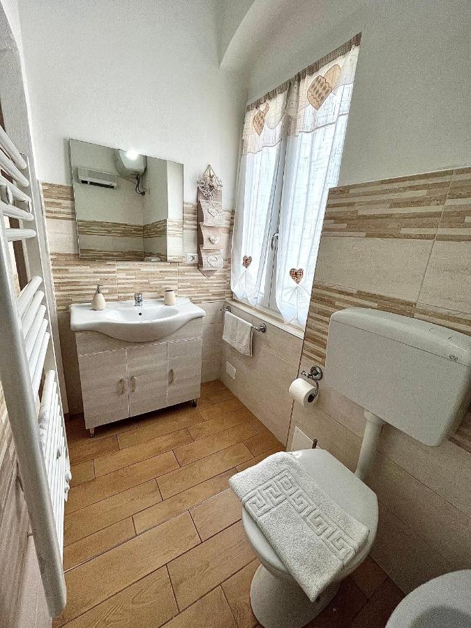 Ca Del Vins - Studio Flat In La Spezia Eksteriør bilde